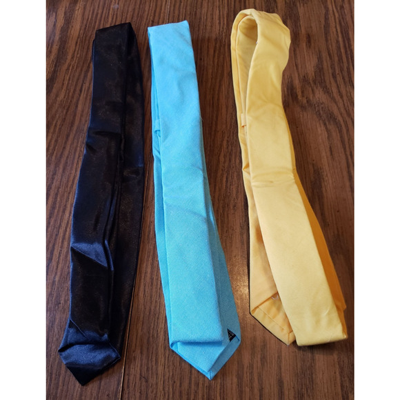 Lot of 3 Solid Color Extra Skinny 2 Inch Neckties Blue Black Yellow - Picture 2 of 2
